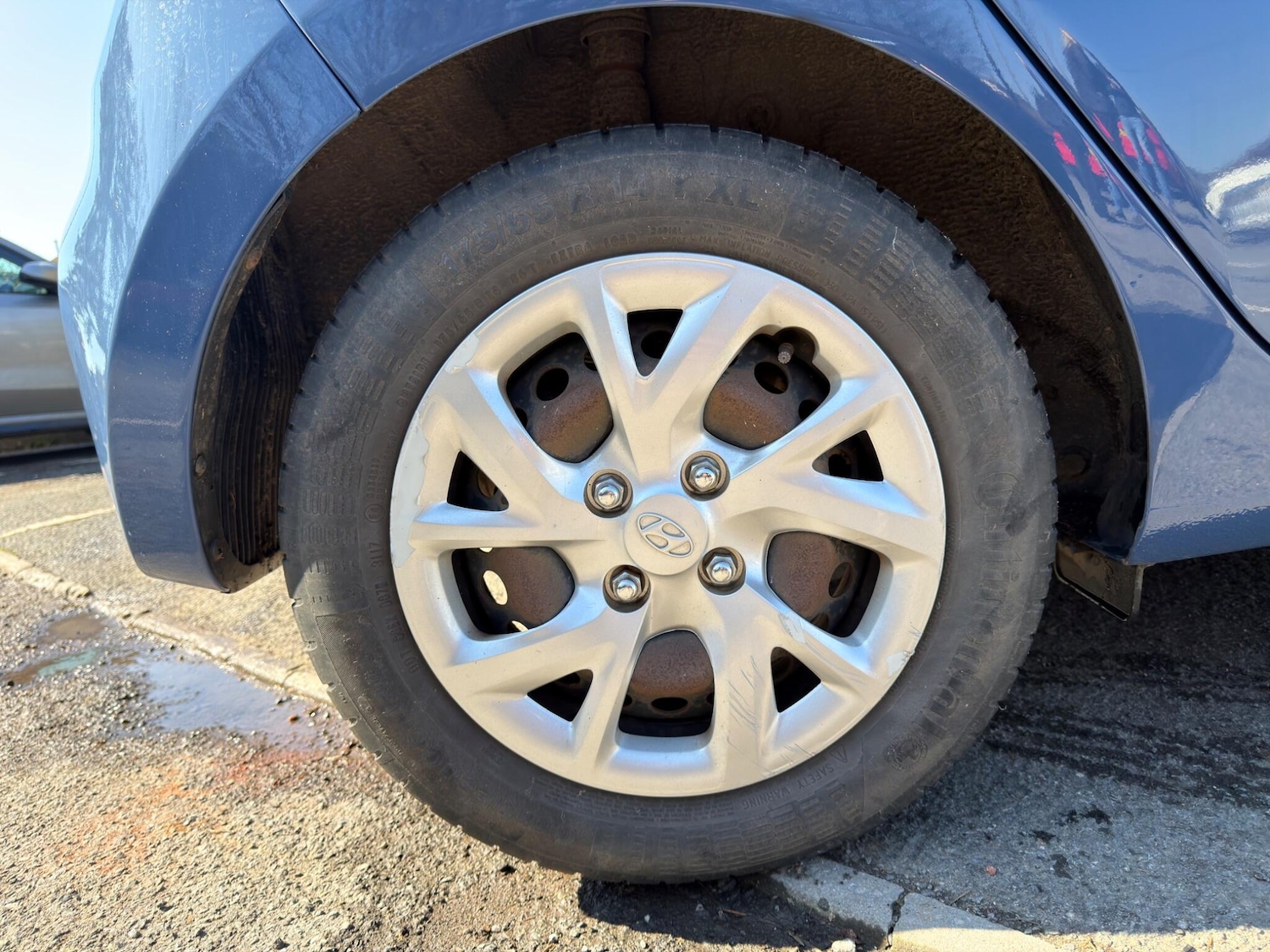 Used Hyundai i10 2017 for sale - 77970510: Photo 34