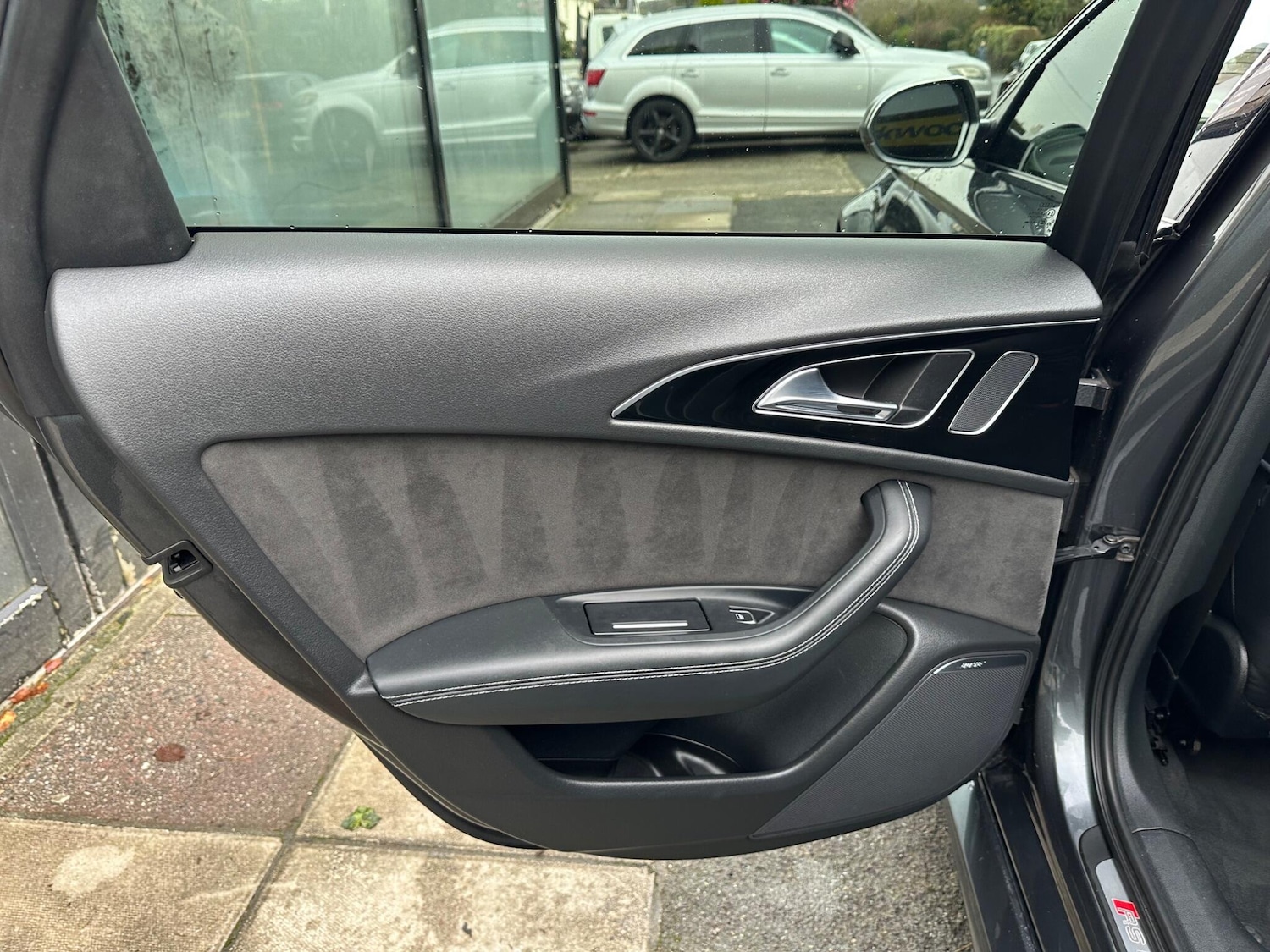 Used Audi RS6 2016 for sale - 77586635: Photo 33