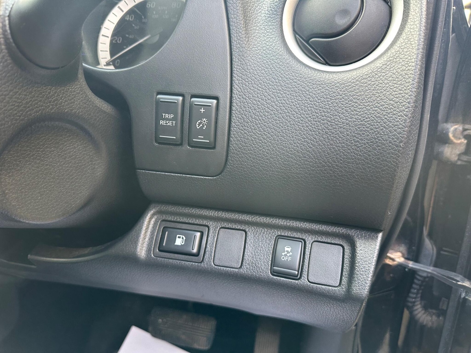 Used Nissan Navara 2021 for sale - 77345601: Photo 17