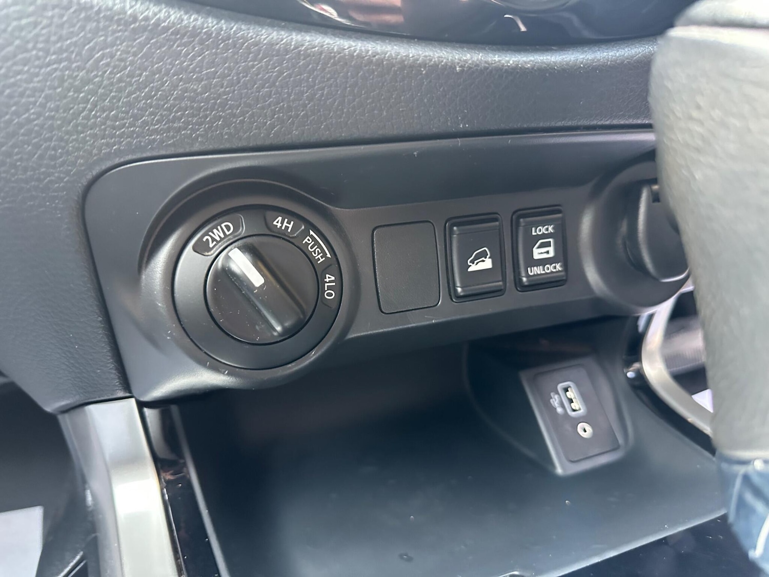 Used Nissan Navara 2021 for sale - 77345601: Photo 29