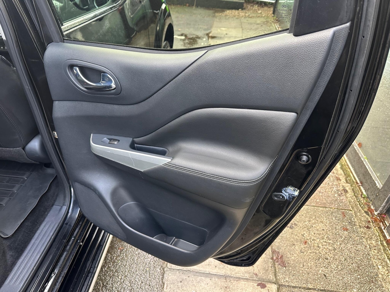 Used Nissan Navara 2021 for sale - 77345601: Photo 36