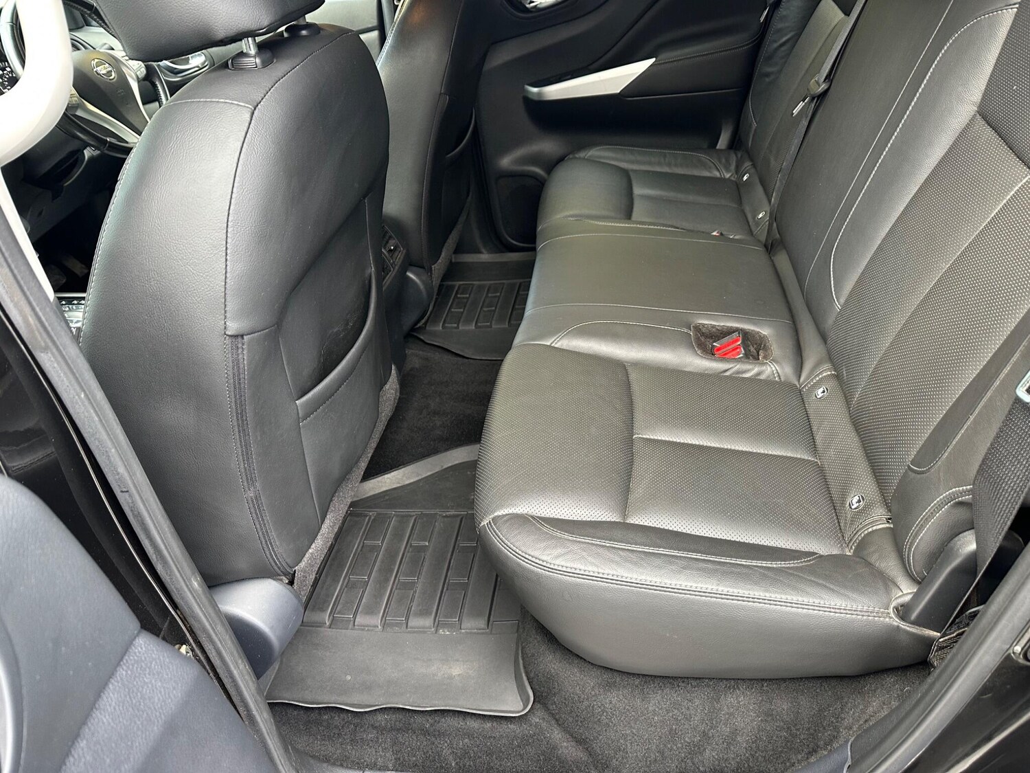 Used Nissan Navara 2021 for sale - 77345601: Photo 46