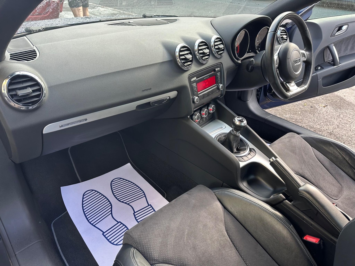 Used Audi TT 2011 for sale - 78157668: Photo 13