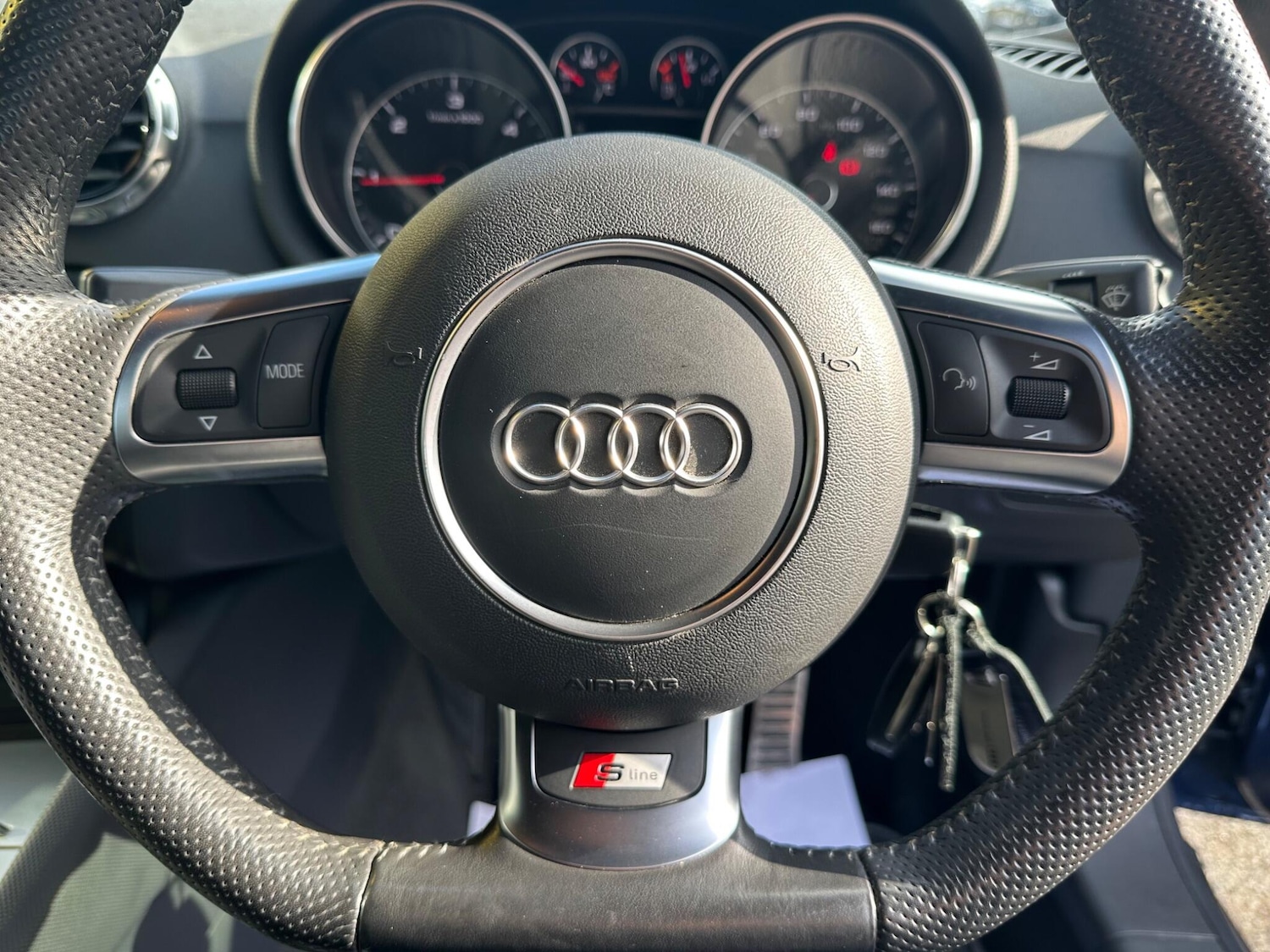 Used Audi TT 2011 for sale - 78157668: Photo 36