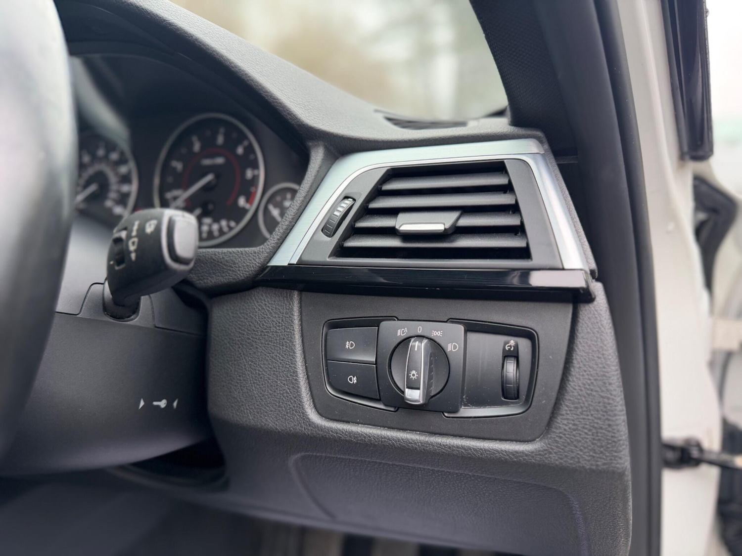 Used BMW 3 Series 2017 for sale - 78007384: Photo 28