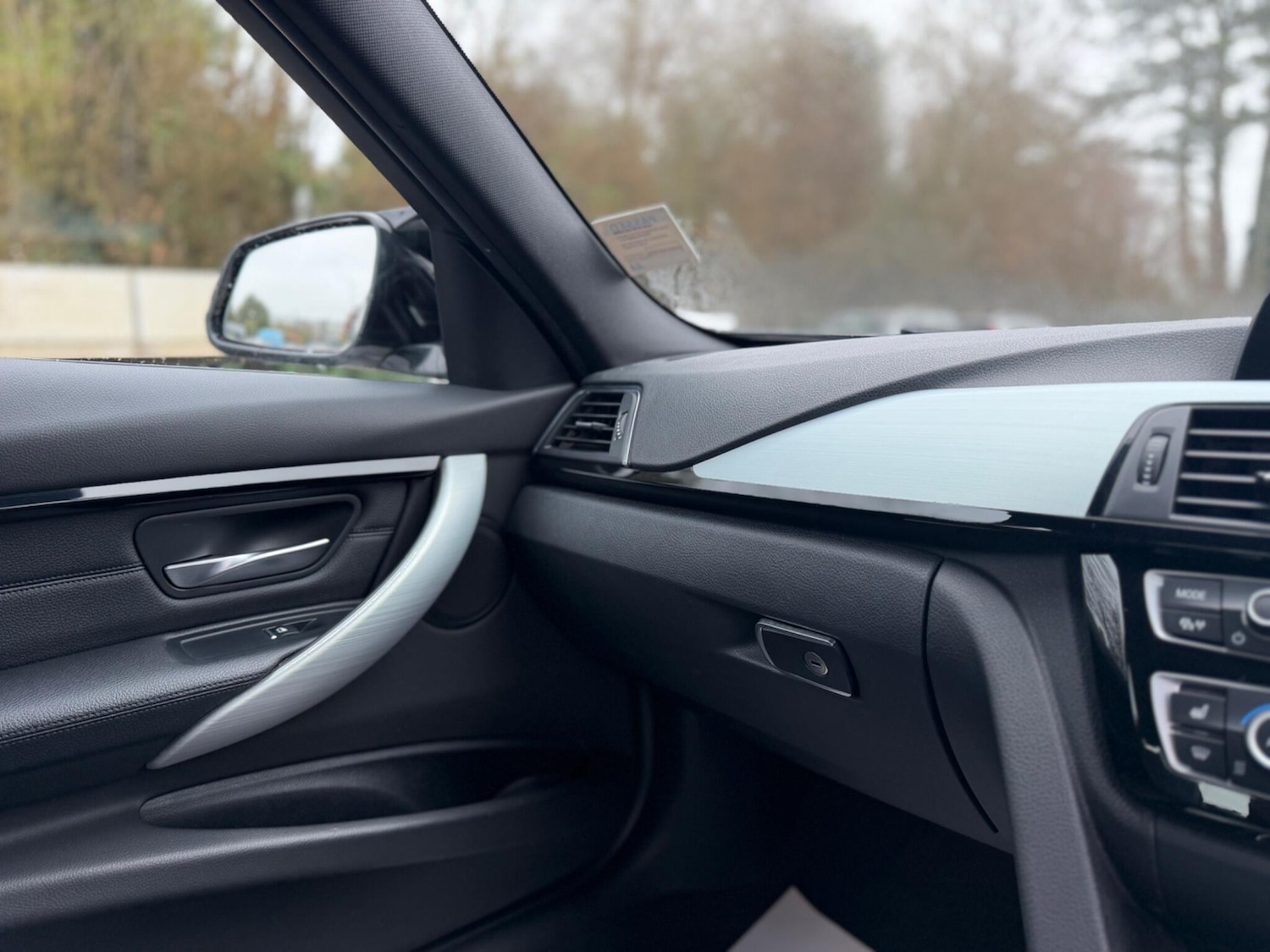 Used BMW 3 Series 2017 for sale - 78007384: Photo 42