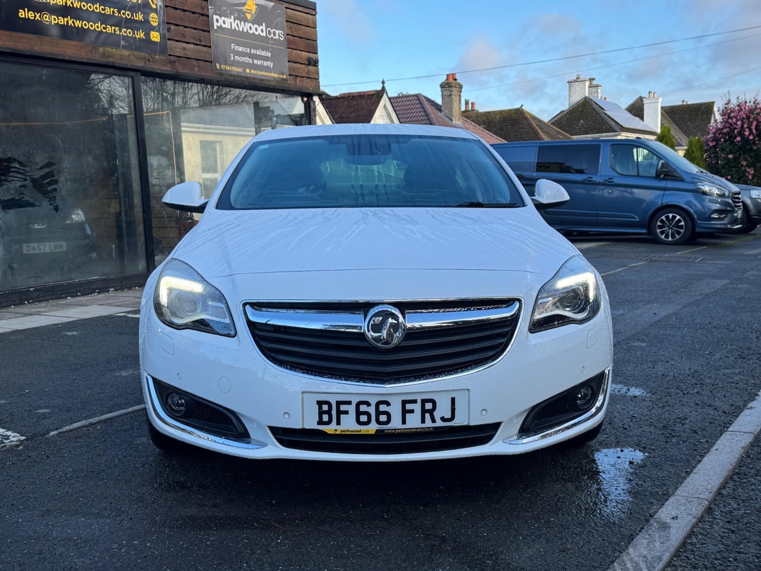 Used Vauxhall Insignia 2016 for sale - 77612393: Photo 2