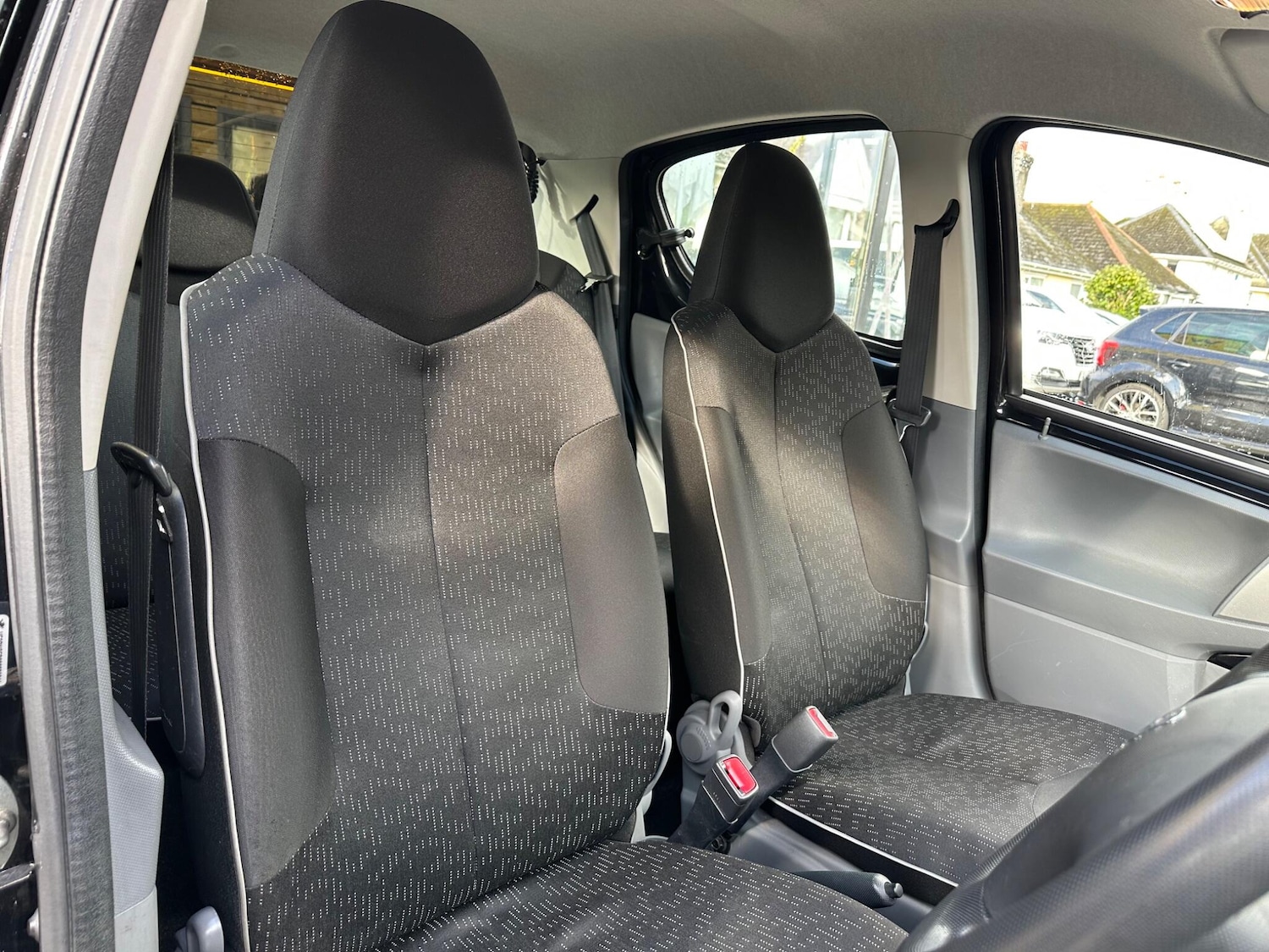 Used Peugeot 107 2011 for sale - 76361523: Photo 10