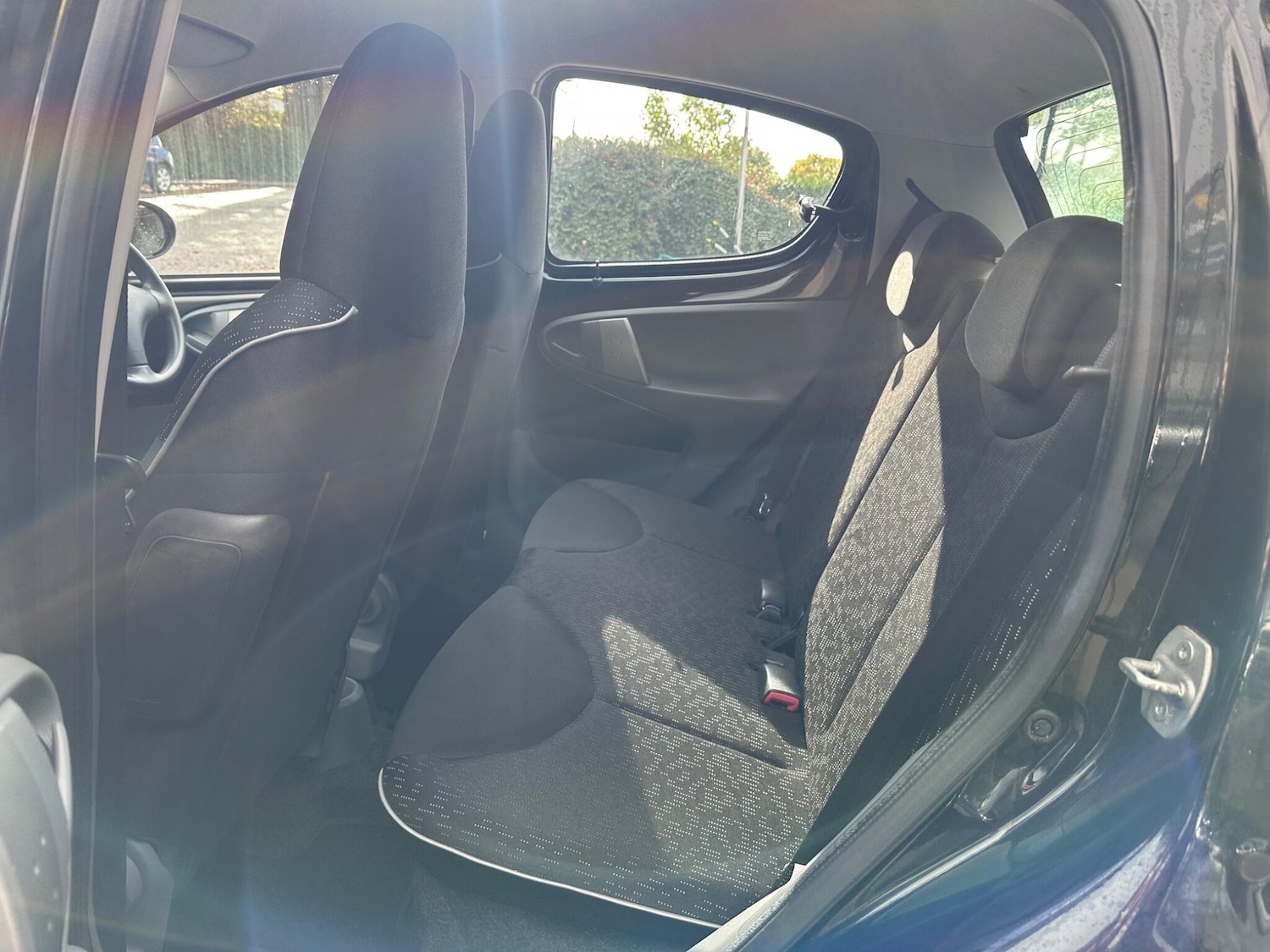 Used Peugeot 107 2011 for sale - 76361523: Photo 24