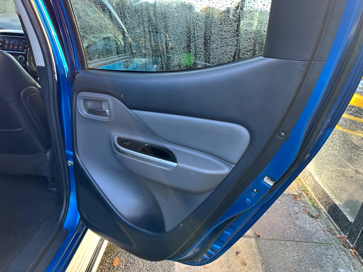 Used Mitsubishi L200 2018 for sale - 76620537: Photo 41