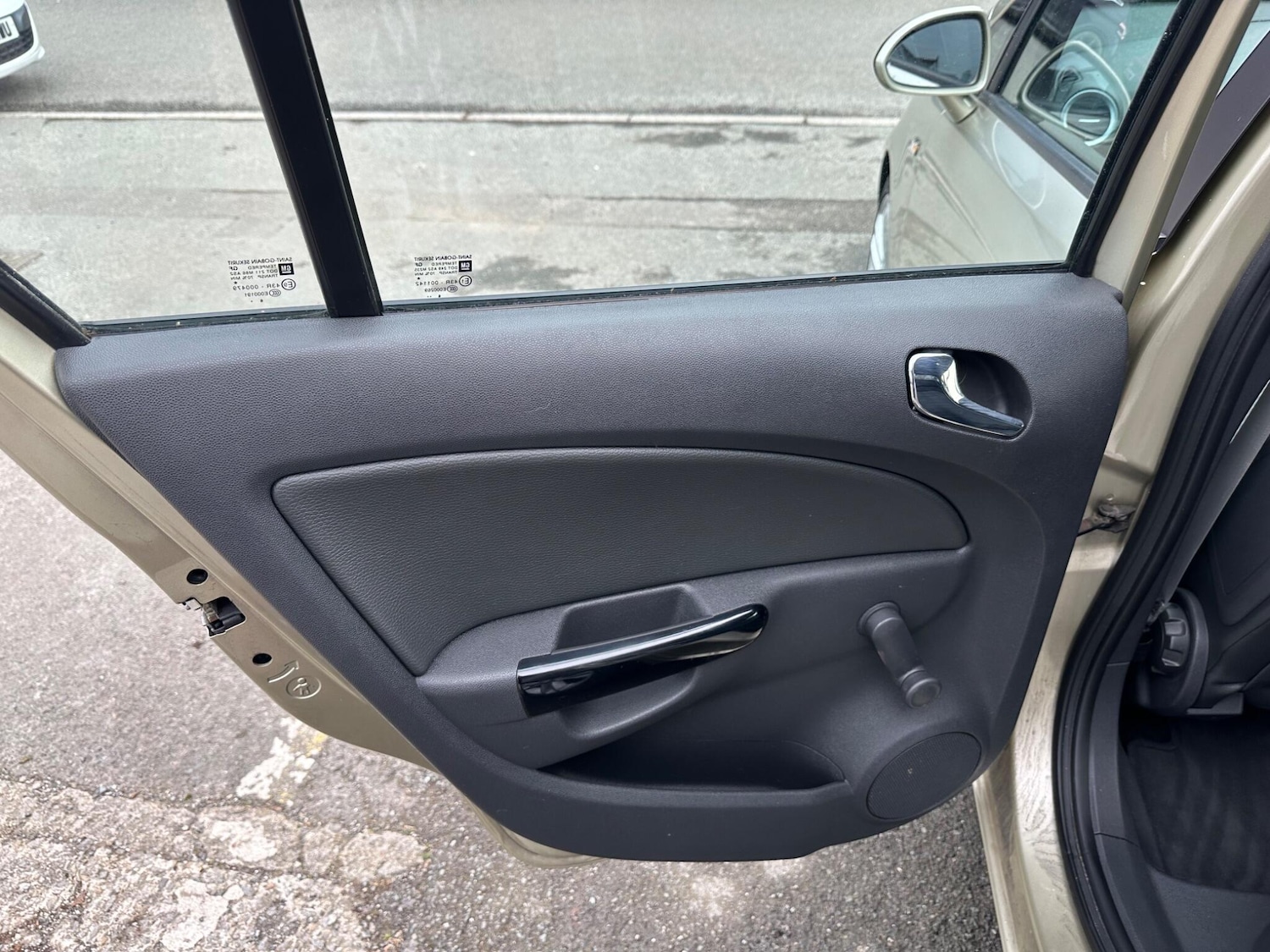 Used Vauxhall Corsa 2007 for sale - 78115202: Photo 22