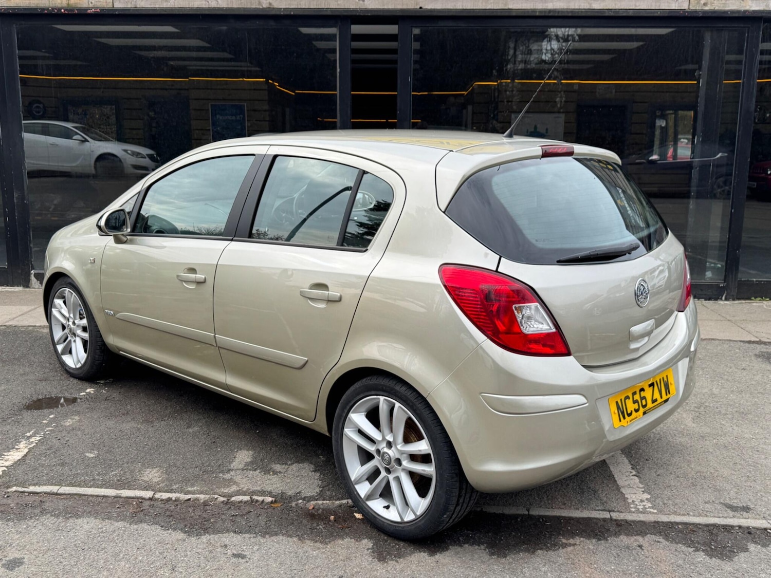 Used Vauxhall Corsa 2007 for sale - 78115202: Photo 4