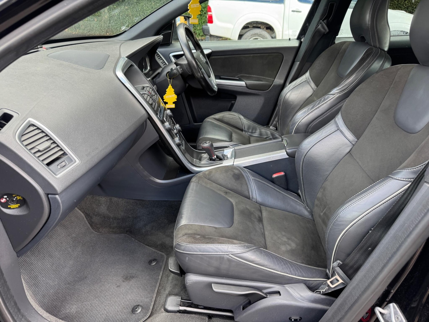 Vehicle 28