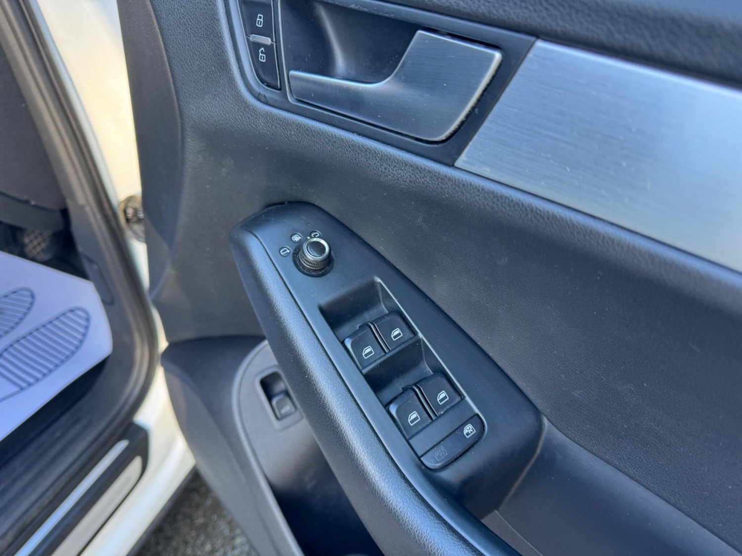 Used Audi Q5 2009 for sale - 77120715: Photo 25