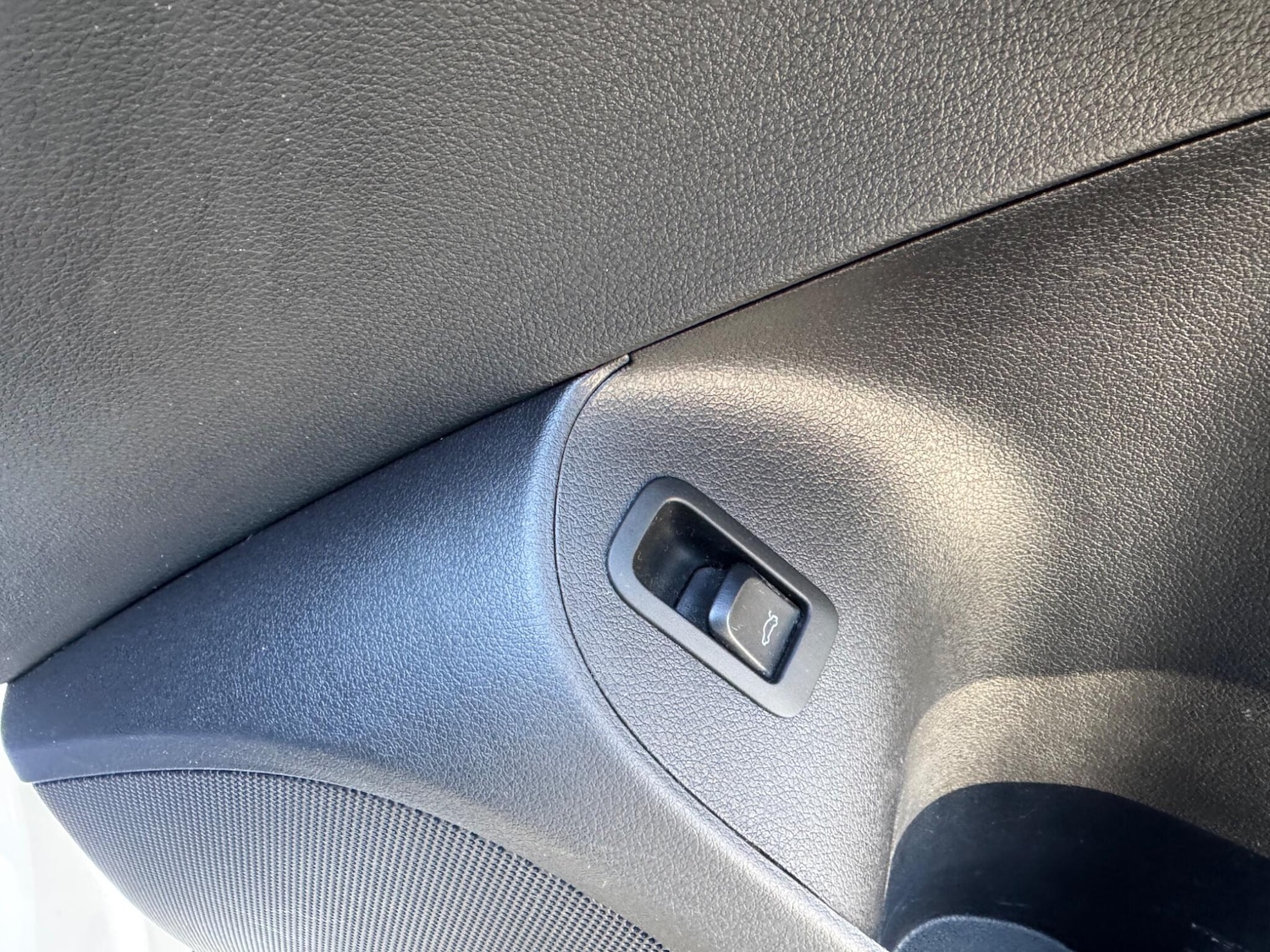 Used Audi Q5 2009 for sale - 77120715: Photo 42