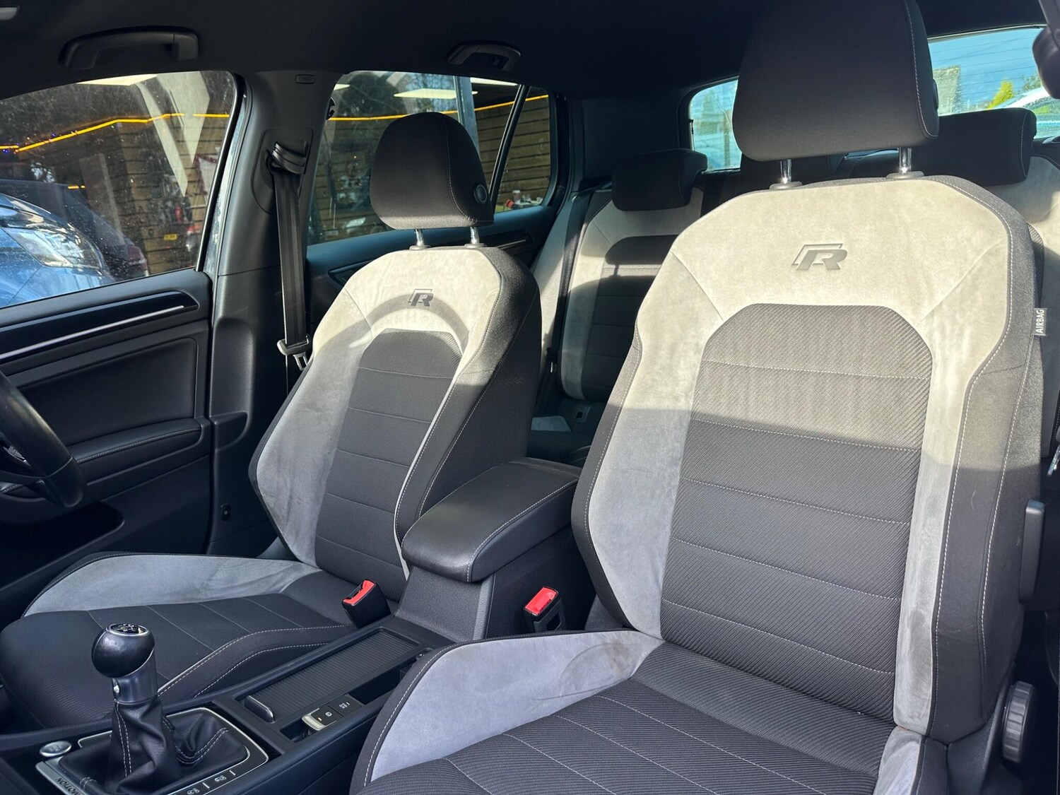 Used Volkswagen Golf 2016 for sale - 77143227: Photo 48