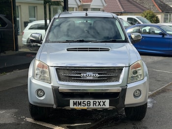Used Isuzu Rodeo 2015 for sale - 78561675: Photo