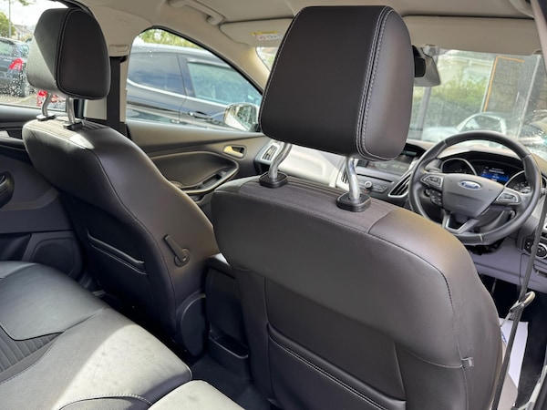 Used Ford Focus 2015 for sale - 76227323: Photo 22