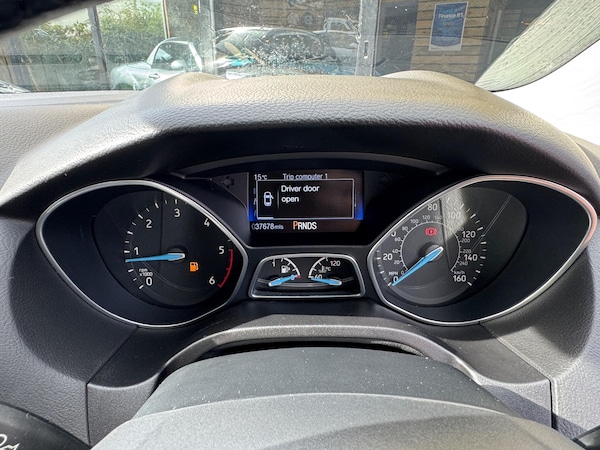 Used Ford Focus 2015 for sale - 76227323: Photo 31