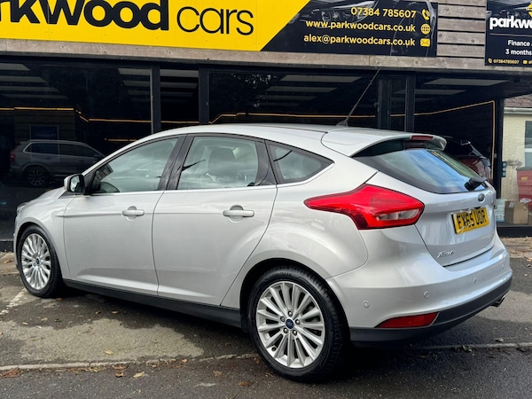 Used Ford Focus 2015 for sale - 76227323: Photo 4