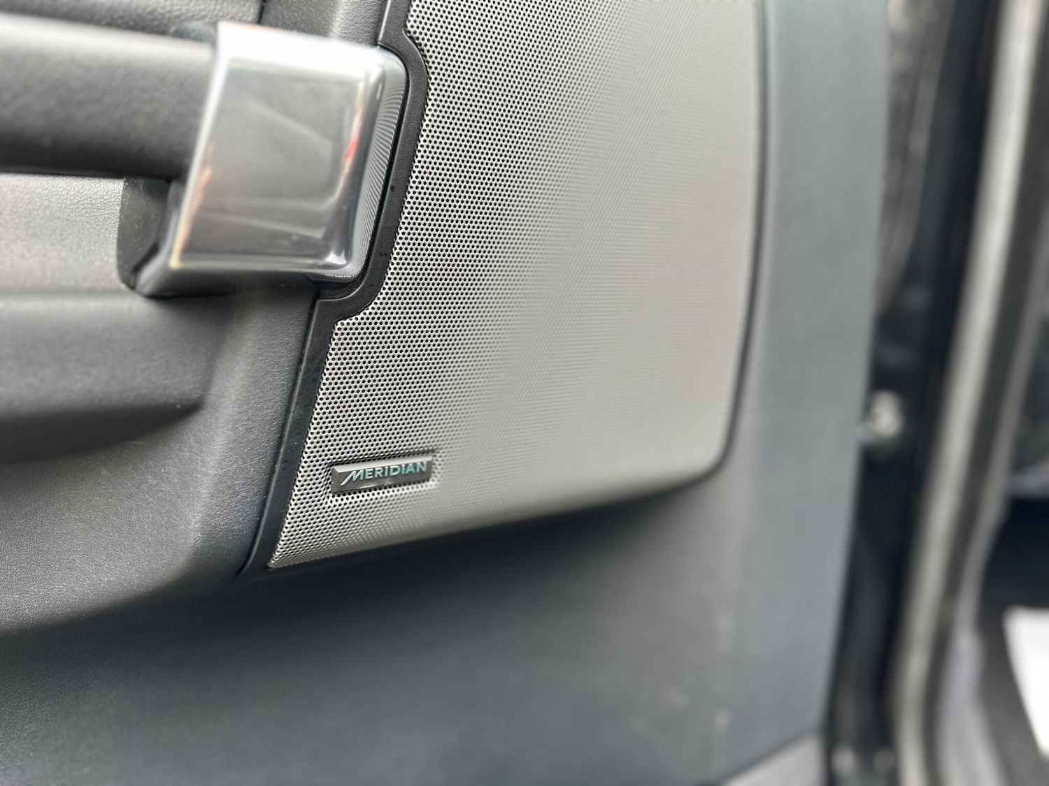 Used Land Rover Discovery 2014 for sale - 78156611: Photo 17