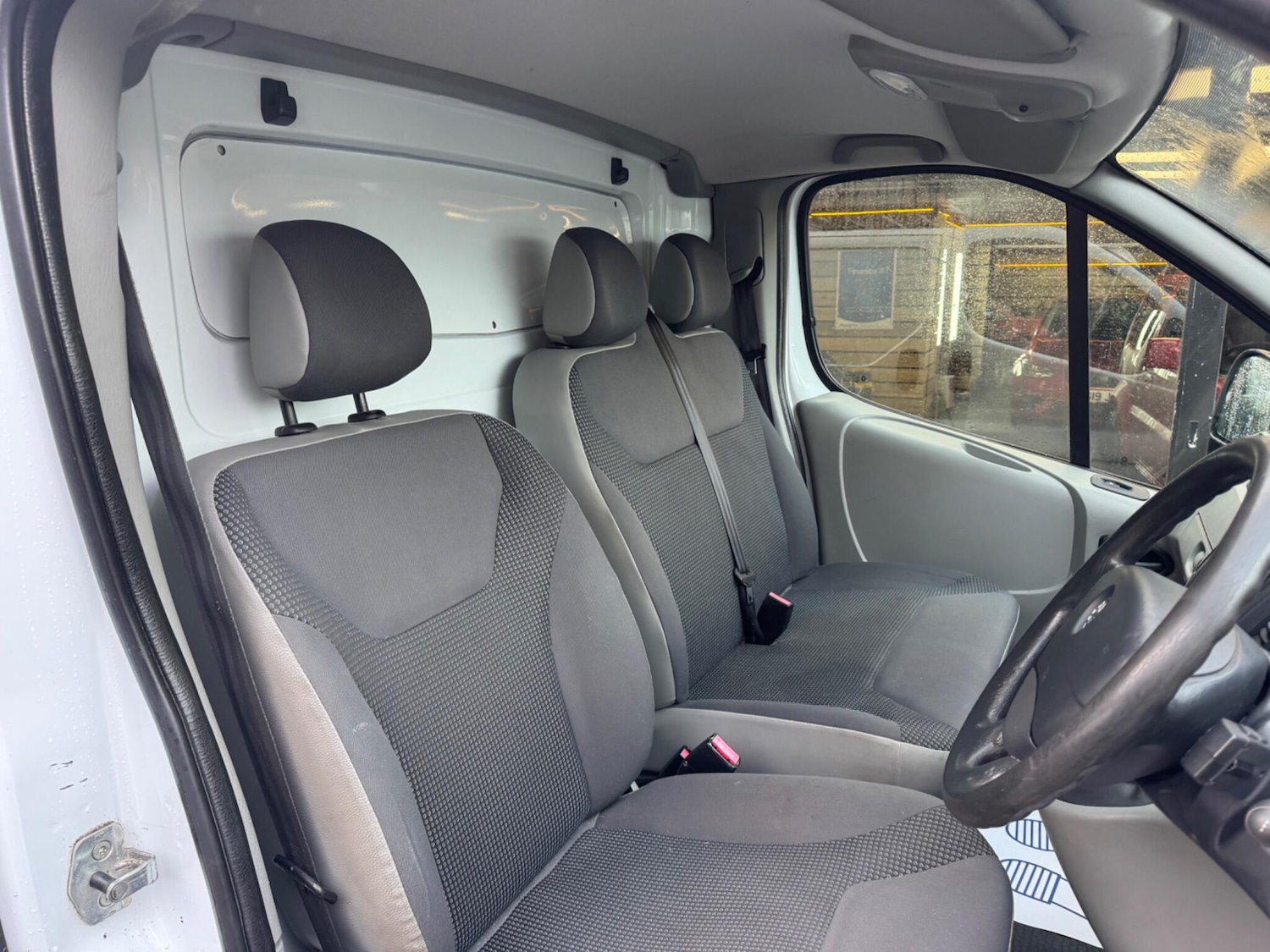 Used Vauxhall Vivaro 2014 for sale - 77291947: Photo 23