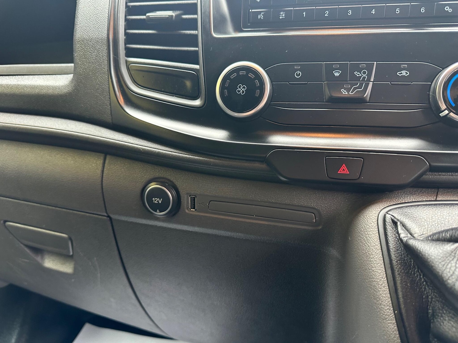 Used Ford Transit Custom 2018 for sale - 78006434: Photo 19