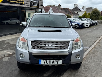 Used Isuzu Rodeo 2011 for sale - 78728889: Photo