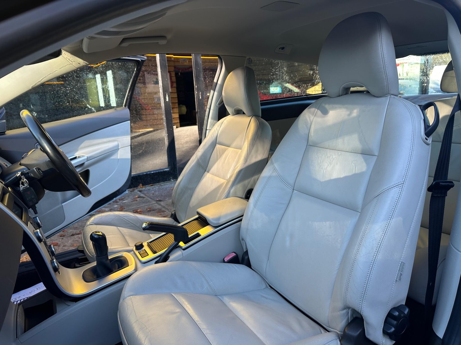 Used Volvo C30 for sale - 76658939: Photo 39