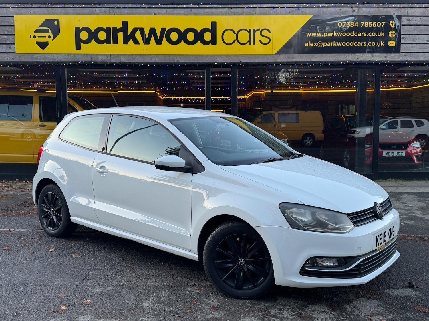 Used Volkswagen Polo 2015 for sale - 76645736: Photo 1