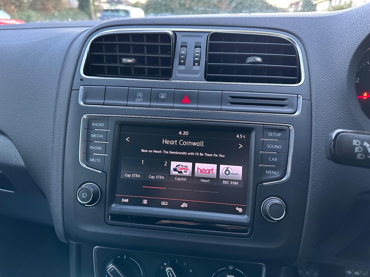 Used Volkswagen Polo 2015 for sale - 76645736: Photo 17