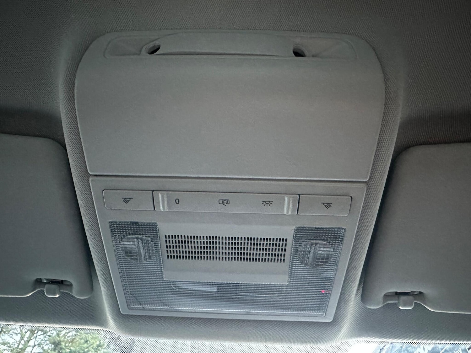 Used Volkswagen Polo 2015 for sale - 76645736: Photo 23