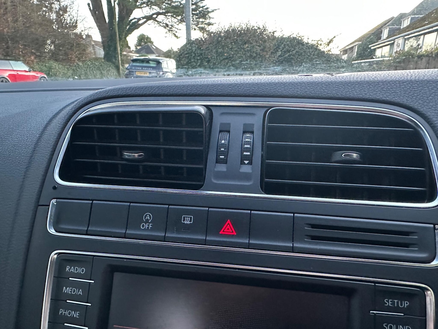 Used Volkswagen Polo 2015 for sale - 76645736: Photo 24