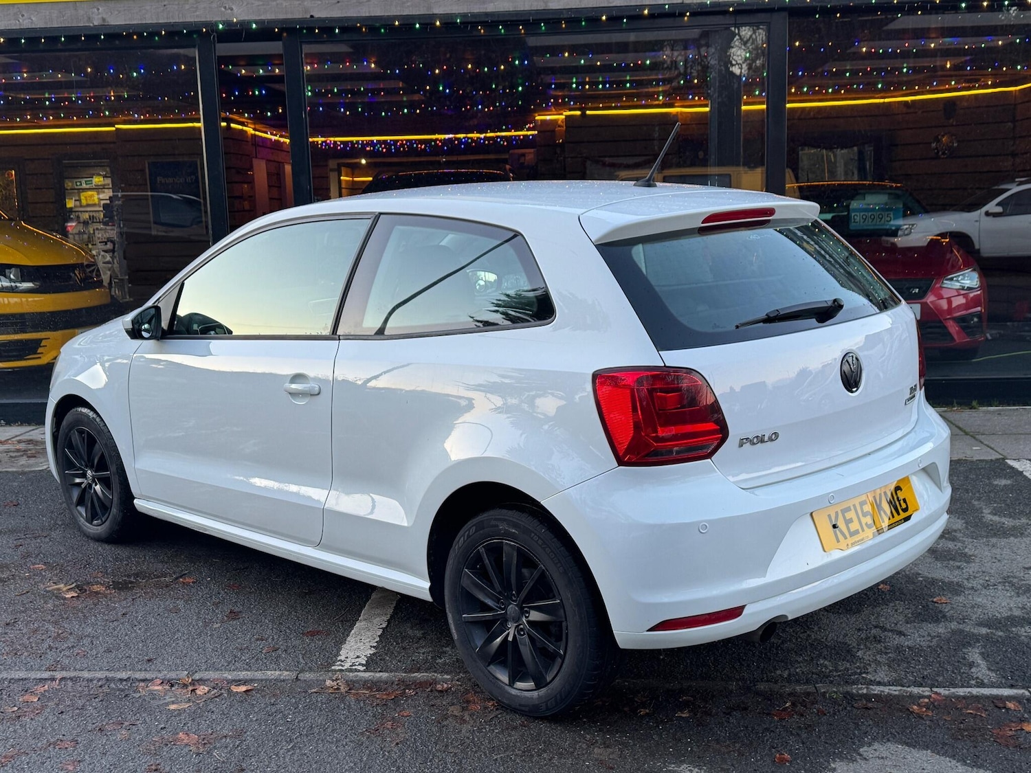 Used Volkswagen Polo 2015 for sale - 76645736: Photo 3