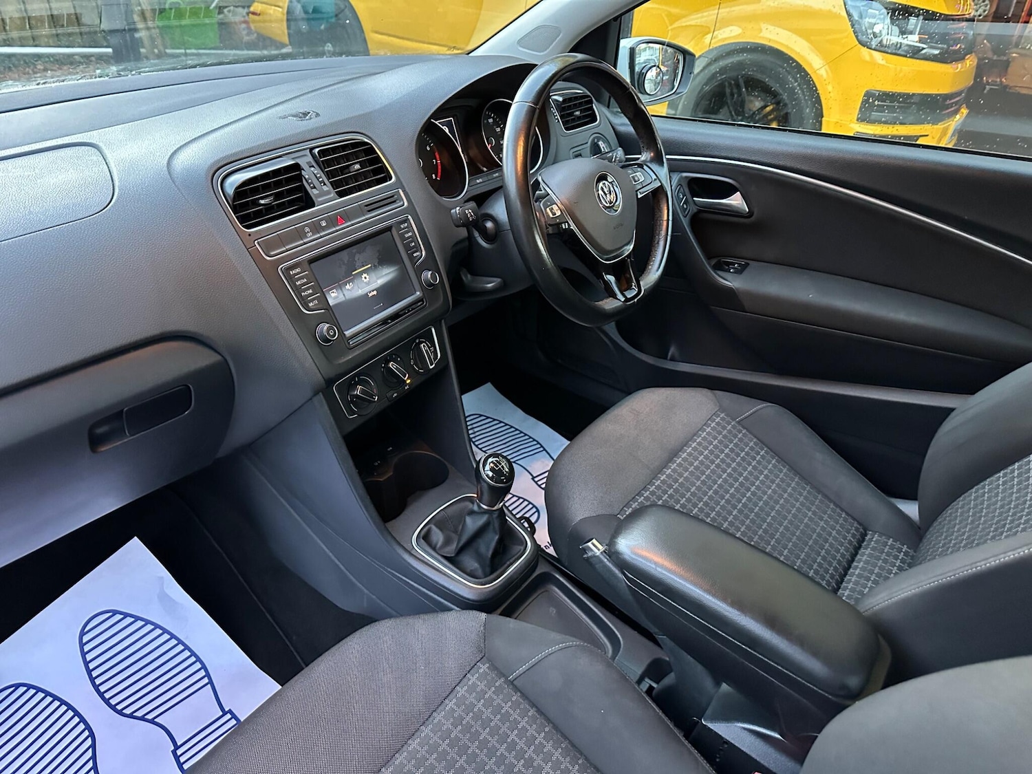 Used Volkswagen Polo 2015 for sale - 76645736: Photo 31