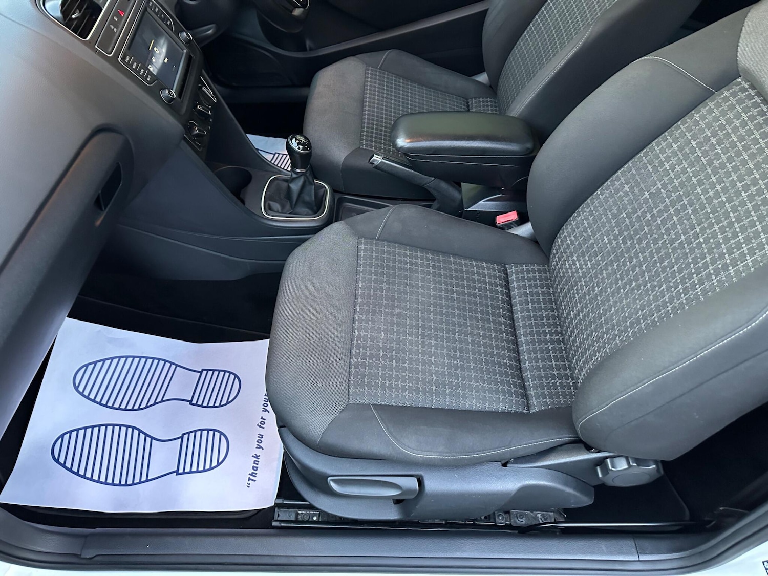 Used Volkswagen Polo 2015 for sale - 76645736: Photo 32