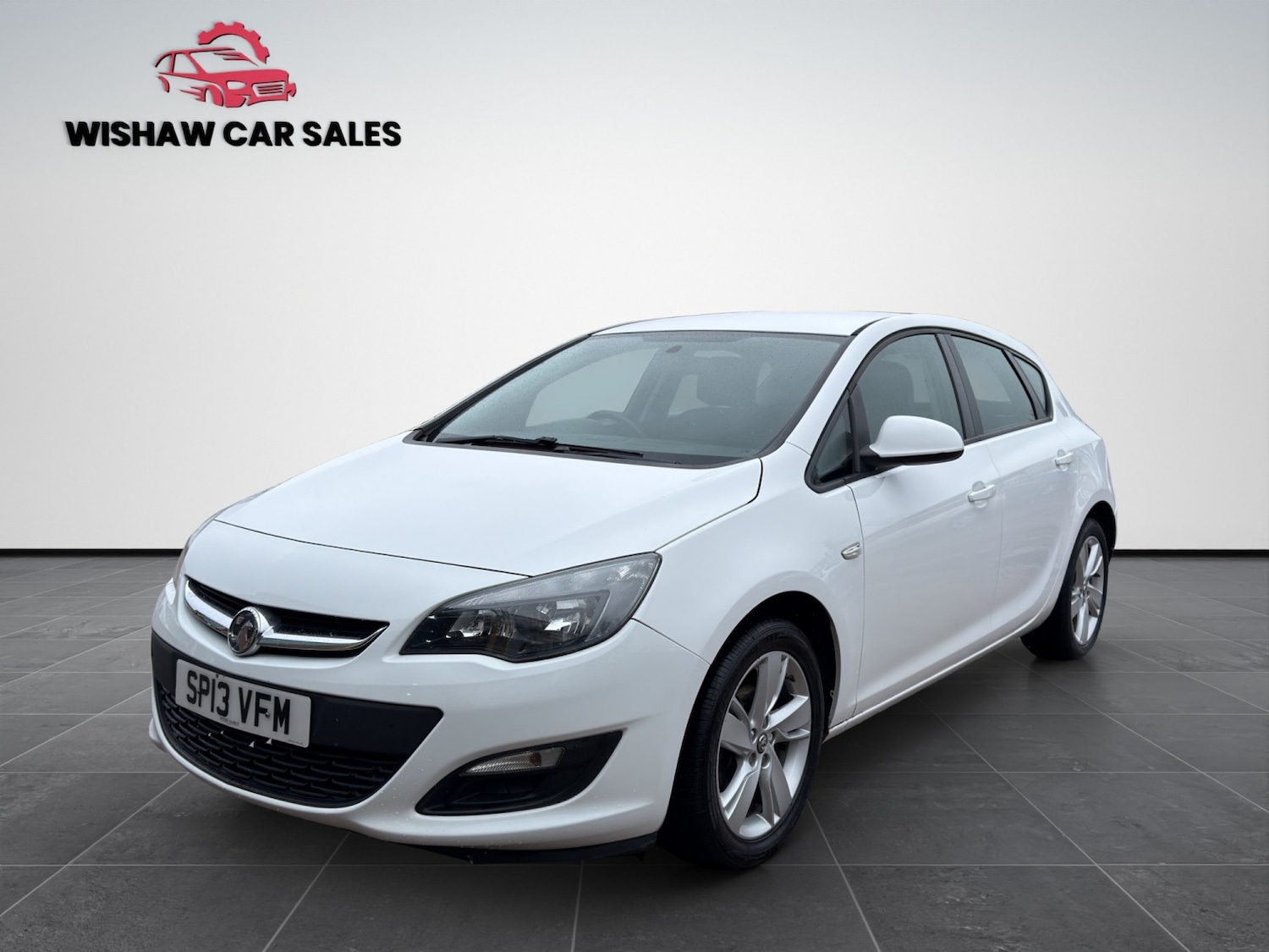 Used Vauxhall Astra 2013 for sale - 77851421: Photo 2