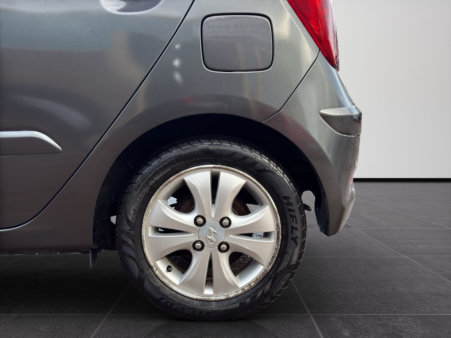 Used Hyundai i10 2011 for sale - 77400084: Photo 18