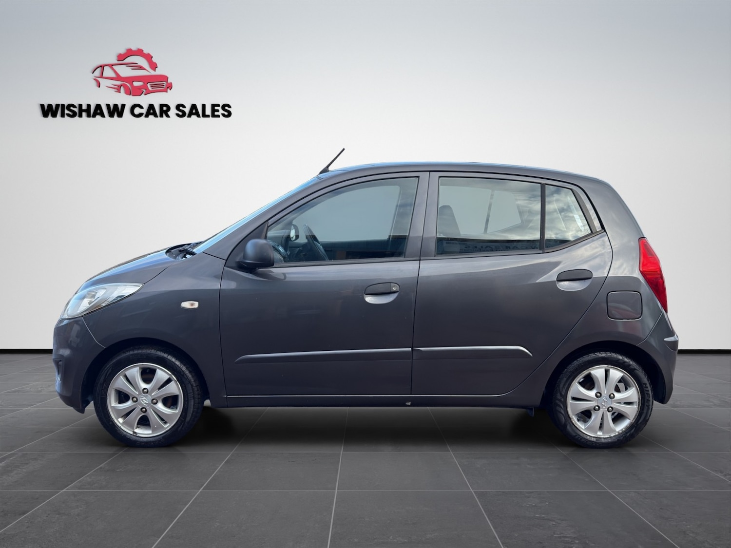 Used Hyundai i10 2011 for sale - 77400084: Photo 4