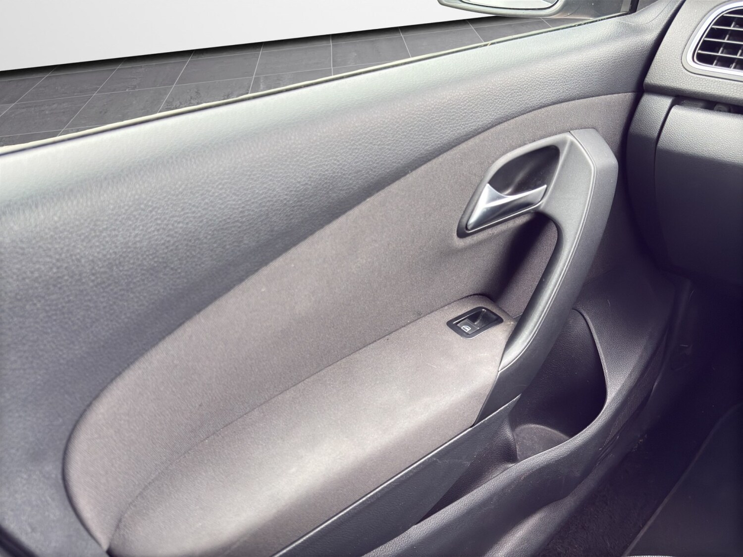 Used Volkswagen Polo 2013 for sale - 77721382: Photo 22