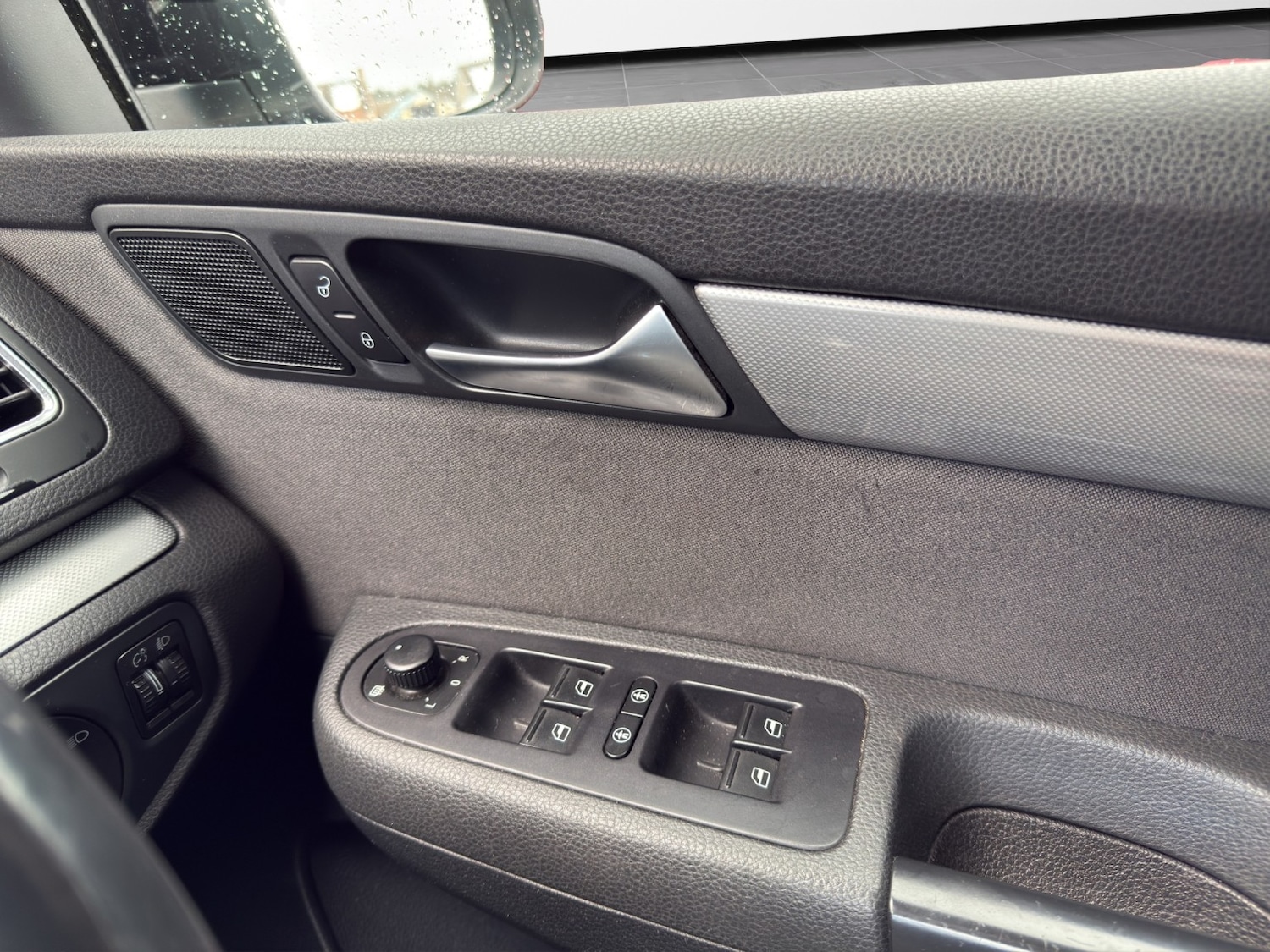 Used Volkswagen Sharan 2015 for sale - 78141057: Photo 12