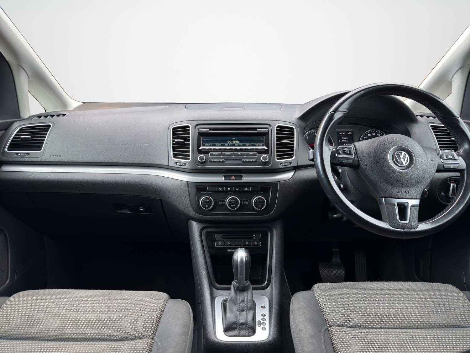 Used Volkswagen Sharan 2015 for sale - 78141057: Photo 14