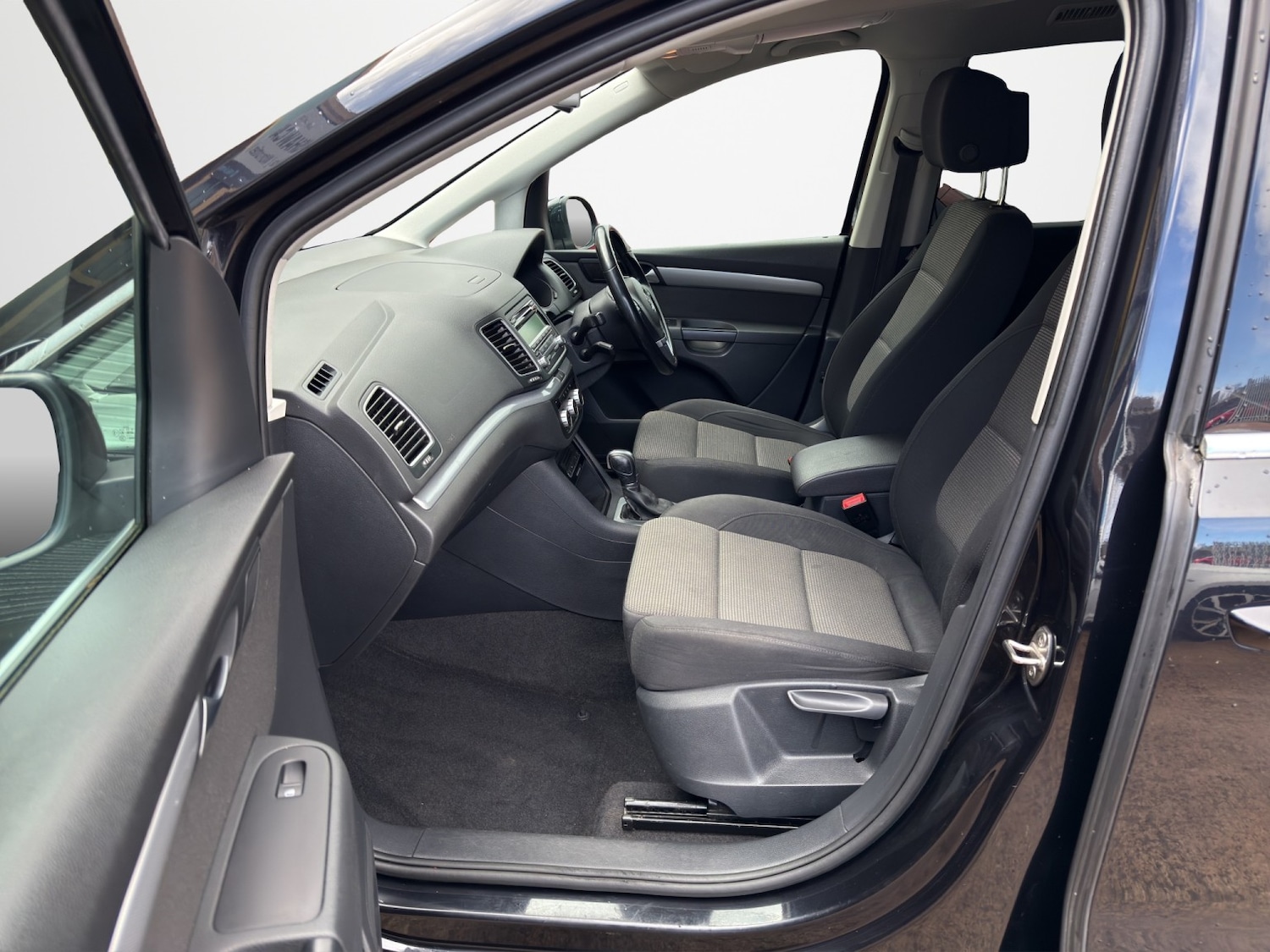 Used Volkswagen Sharan 2015 for sale - 78141057: Photo 17