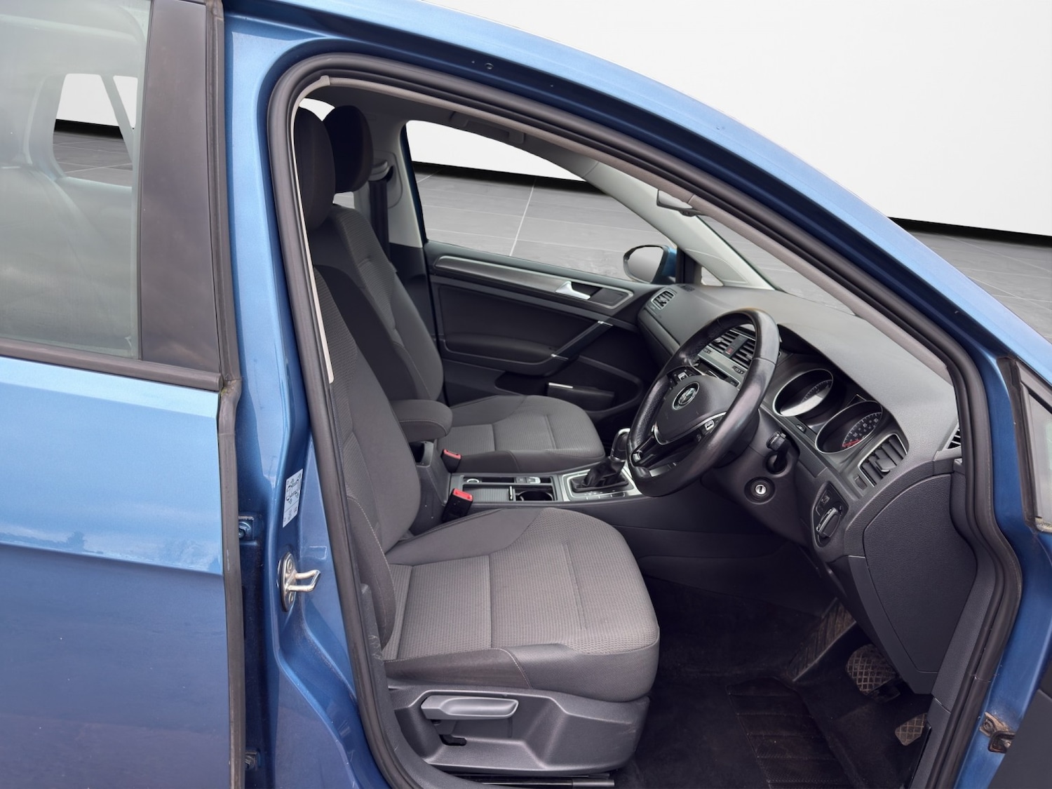 Used Volkswagen Golf 2013 for sale - 77400082: Photo 9