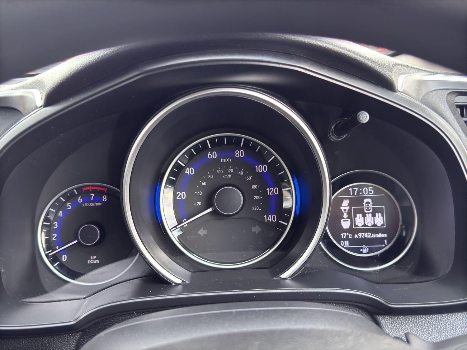 Used Honda Jazz 2019 for sale - 76793825: Photo 11