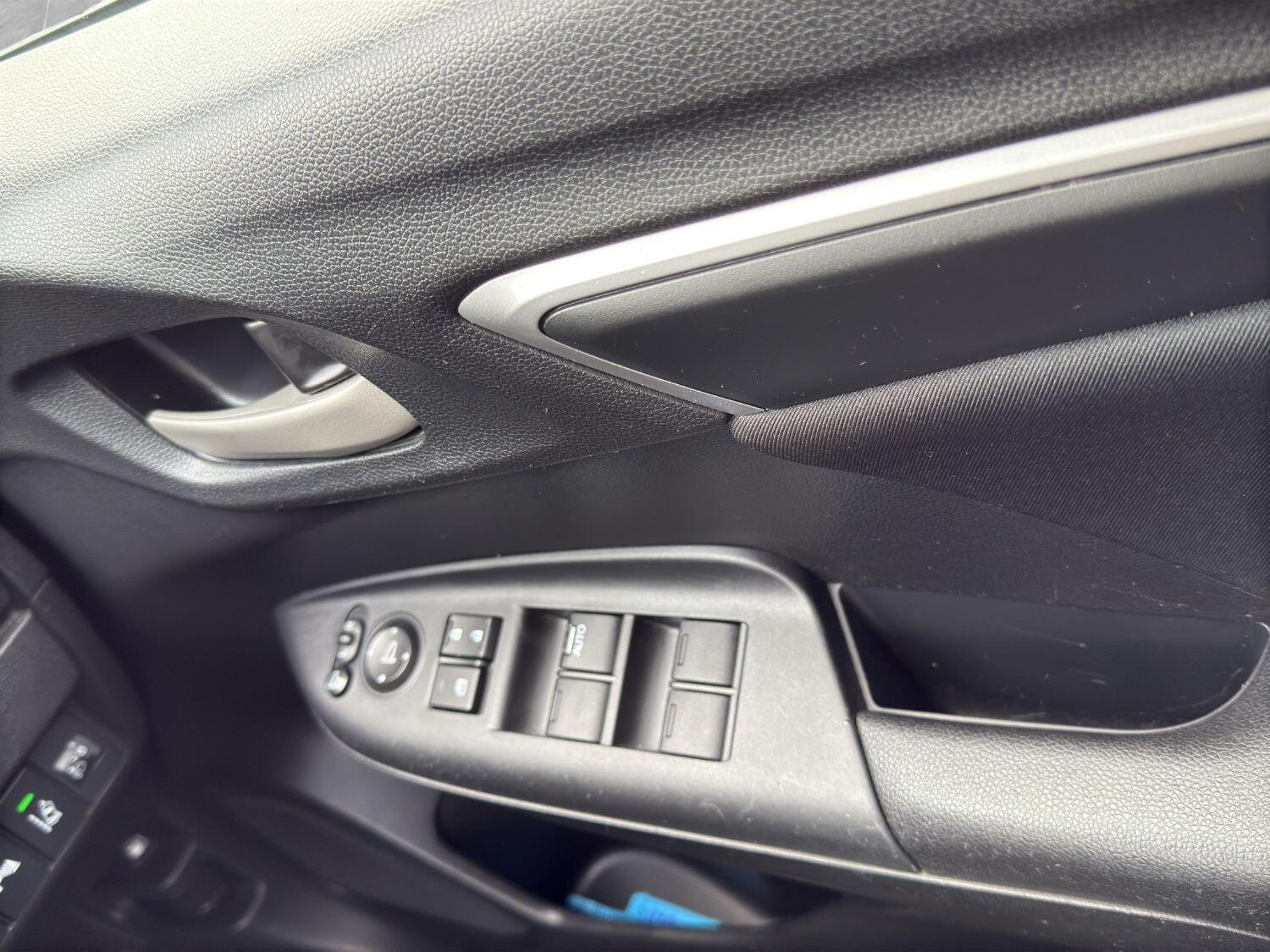 Used Honda Jazz 2019 for sale - 76793825: Photo 13