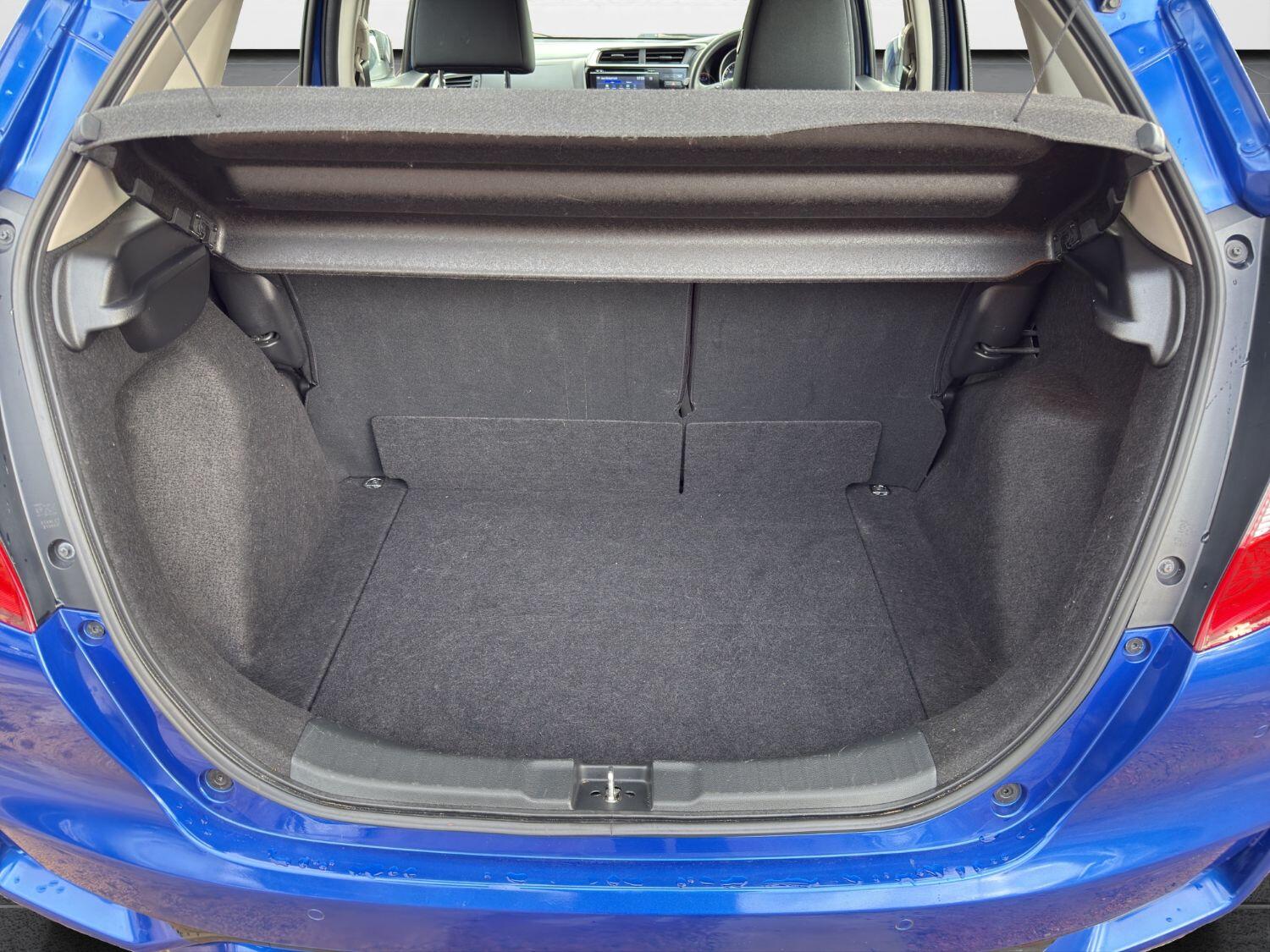 Used Honda Jazz 2019 for sale - 76793825: Photo 22