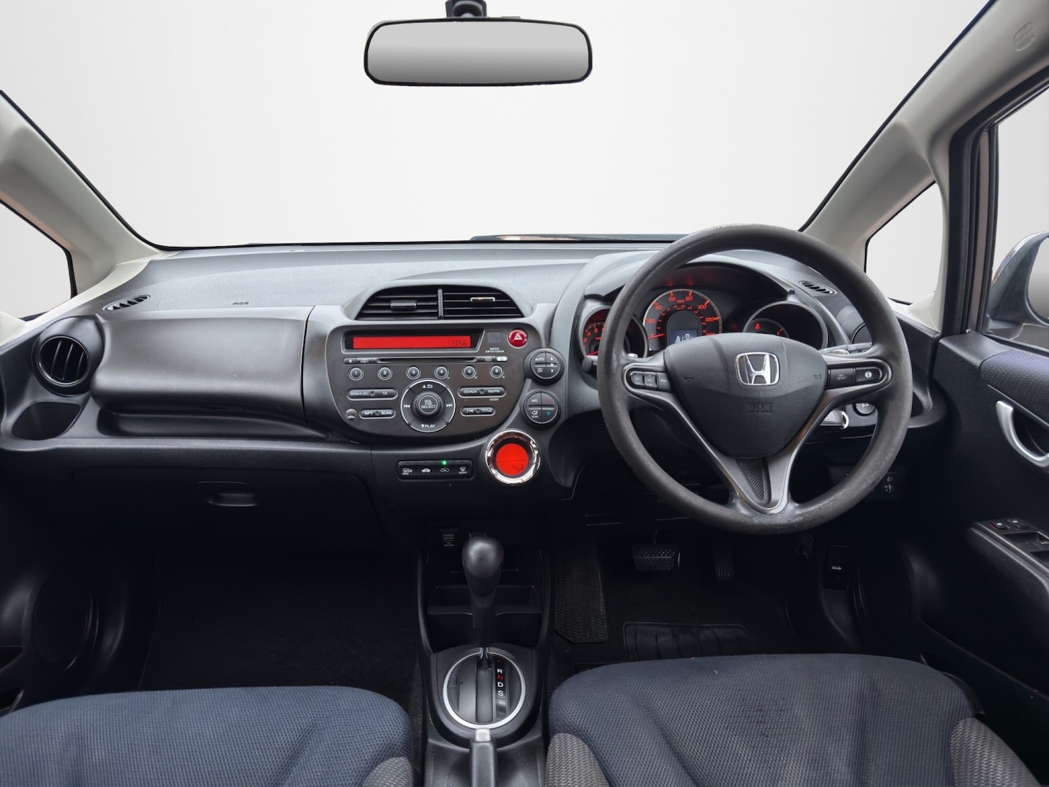 Used Honda Jazz 2012 for sale - 77636981: Photo 14