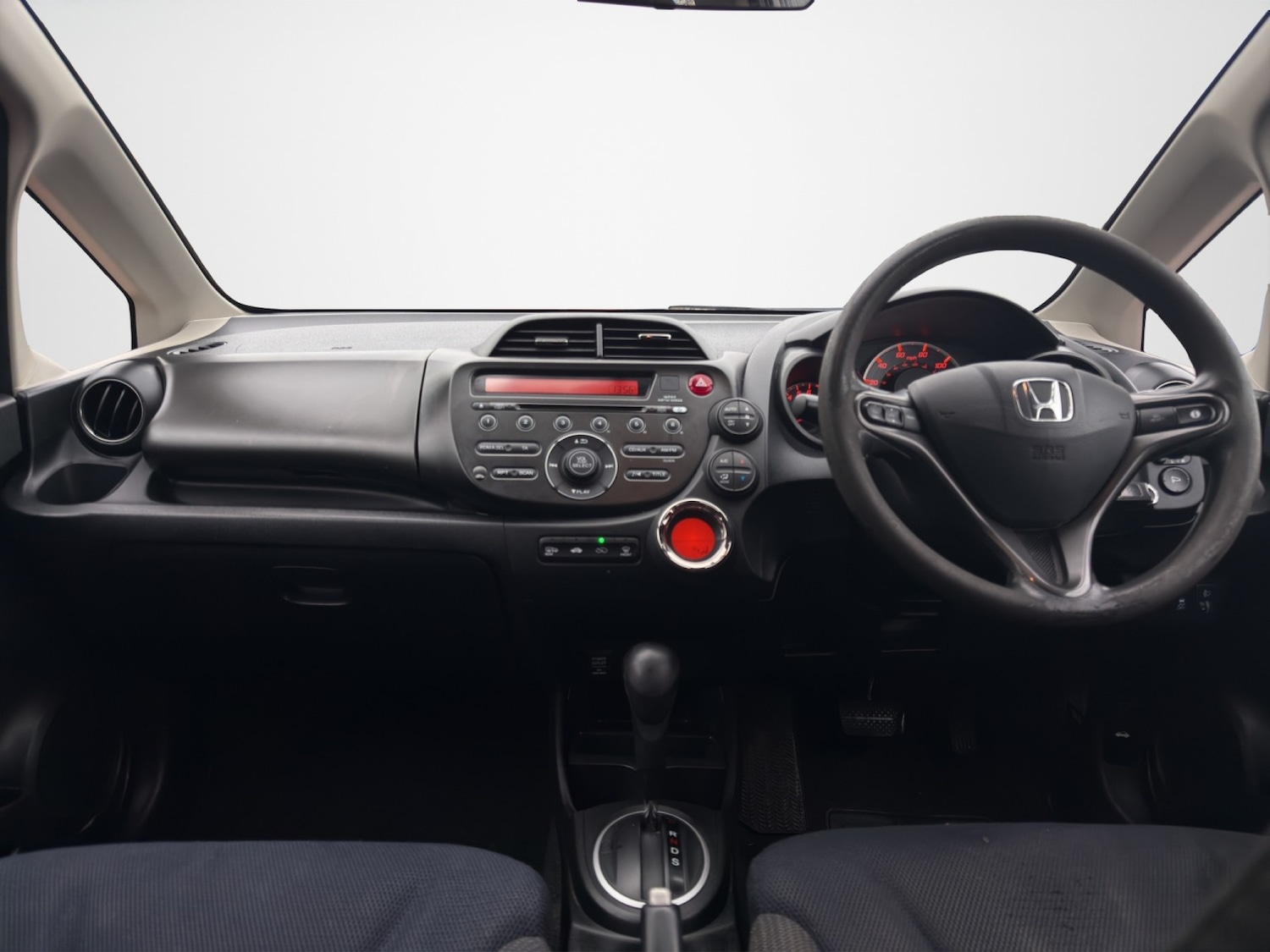 Used Honda Jazz 2012 for sale - 77636981: Photo 15