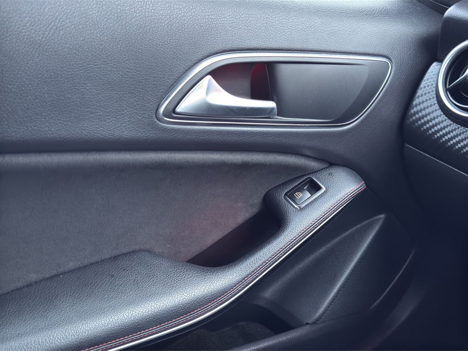 Used Mercedes-Benz A-Class 2016 for sale - 77162341: Photo 16